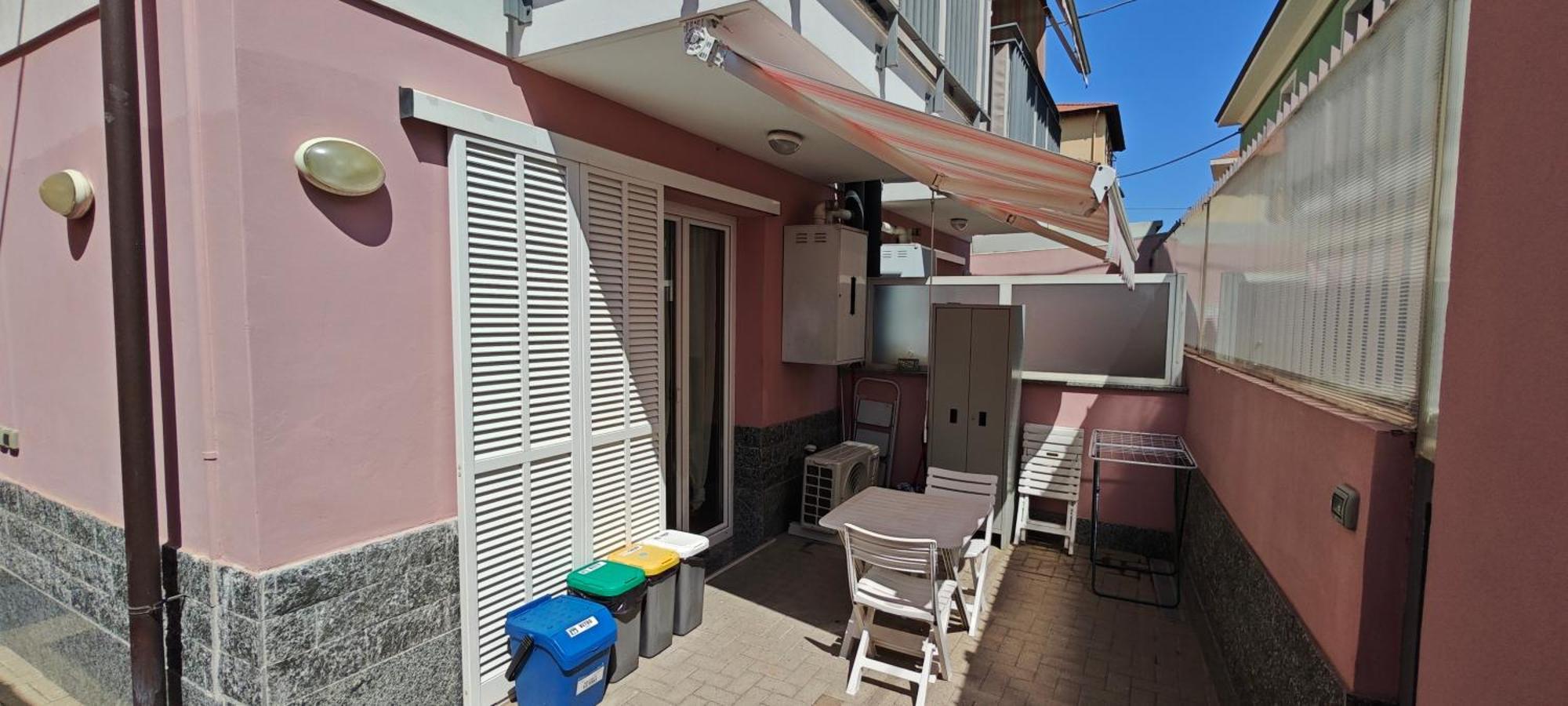 ヴェンティミーリアCasa Francesca: Un Mare Di Relax!アパートメント エクステリア 写真